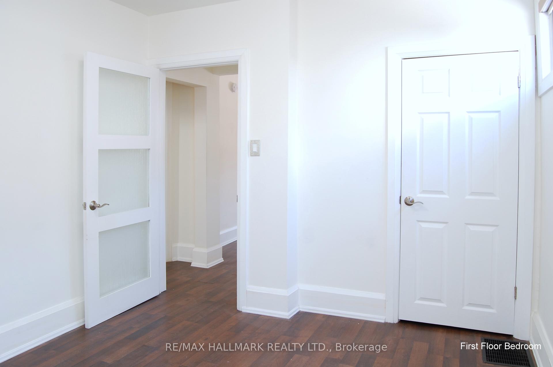 Photo 8 of 260 Soudan Avenue, Toronto, Mount Pleasant East — HOMEH