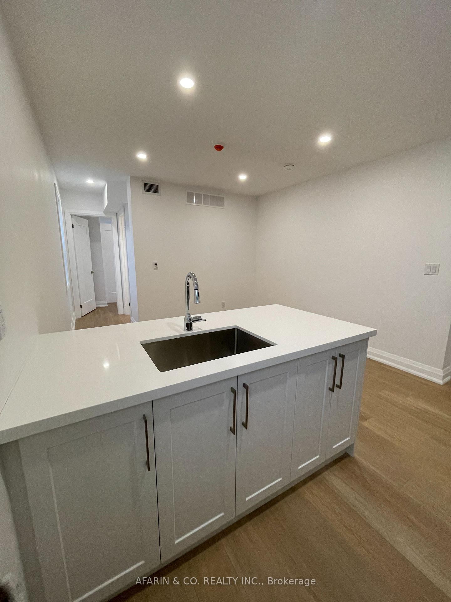 Photo 7 of Unit 4, 79 Cedarvale Avenue, Toronto, East End-Danforth — HOMEH