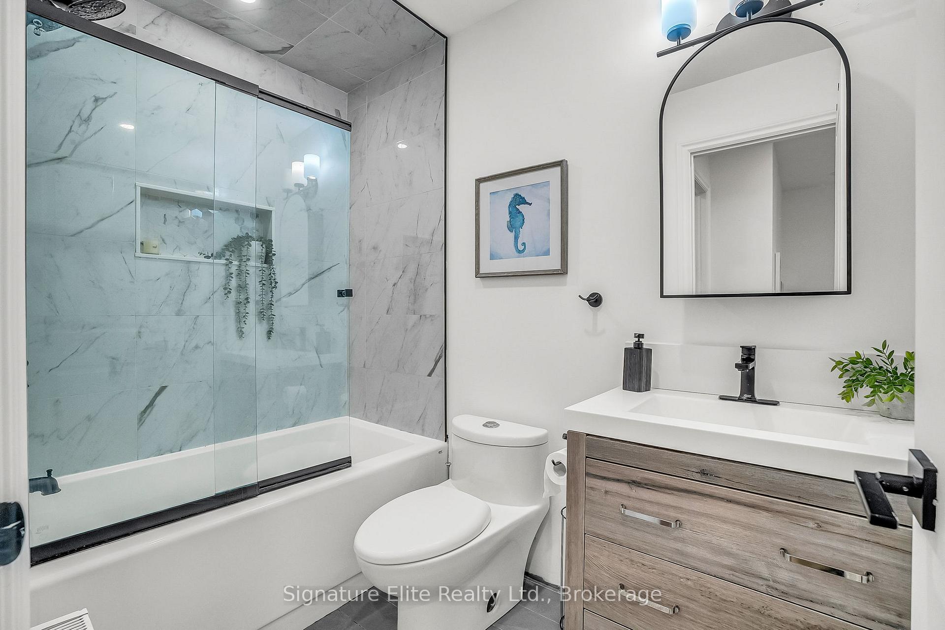 Photo 8 of 184 Swanwick Avenue, Toronto, East End-Danforth — HOMEH