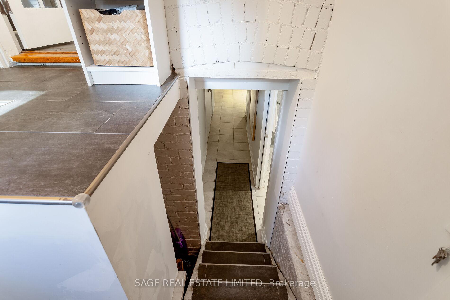 Photo 15 of 573 Sammon Avenue, Toronto, Danforth Village-East York — HOMEH