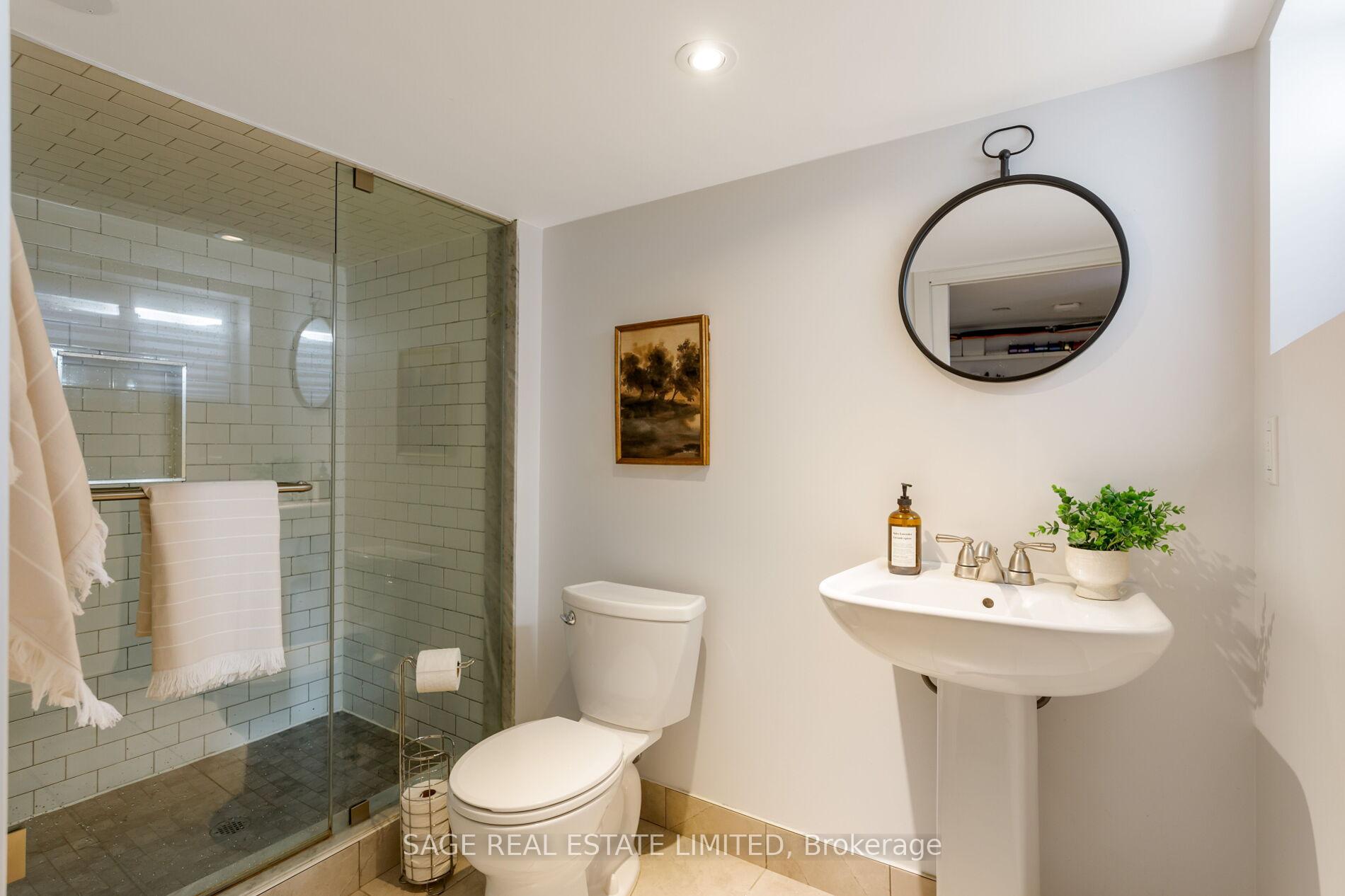 Photo 17 of 573 Sammon Avenue, Toronto, Danforth Village-East York — HOMEH