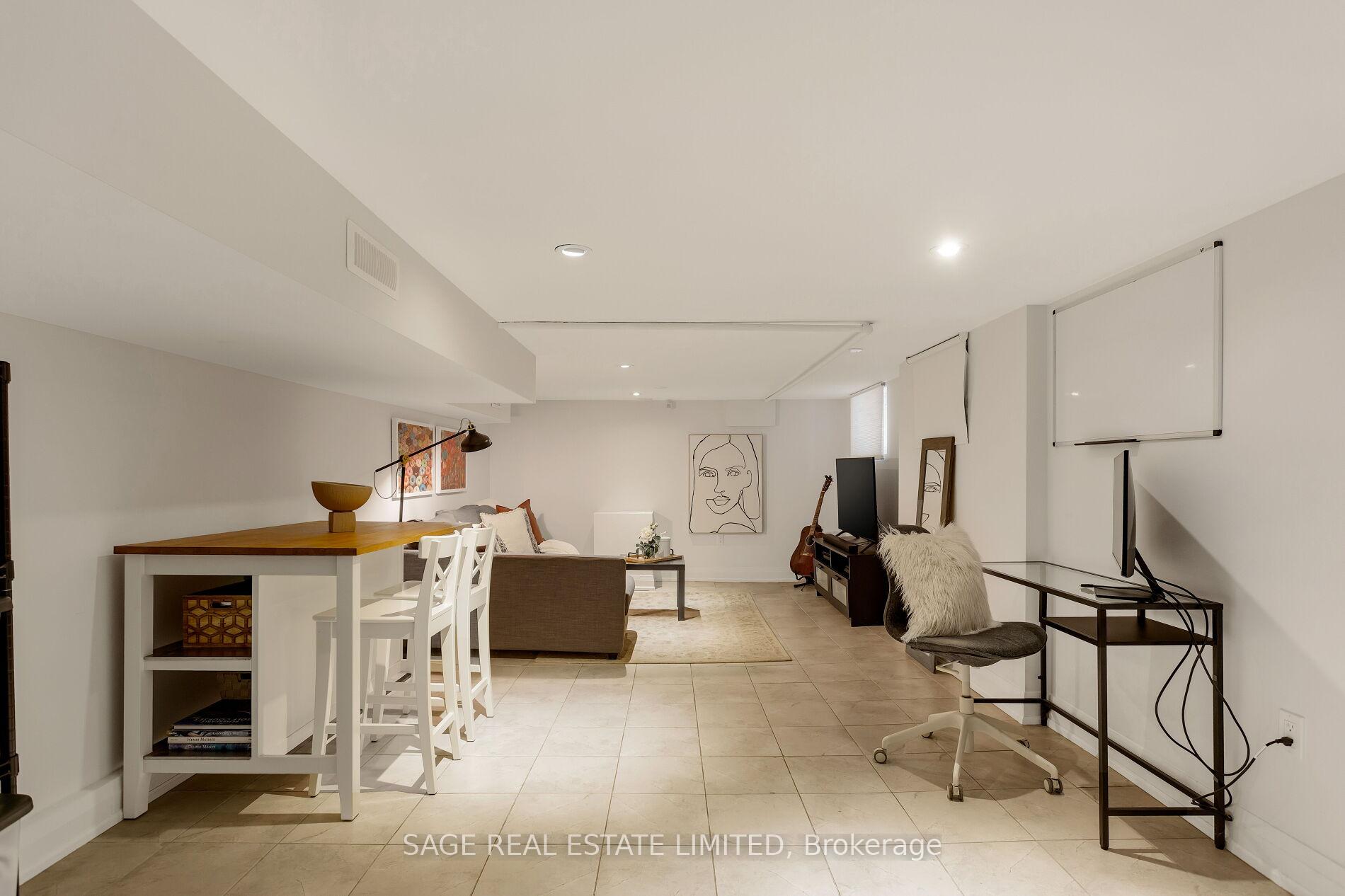 Photo 18 of 573 Sammon Avenue, Toronto, Danforth Village-East York — HOMEH