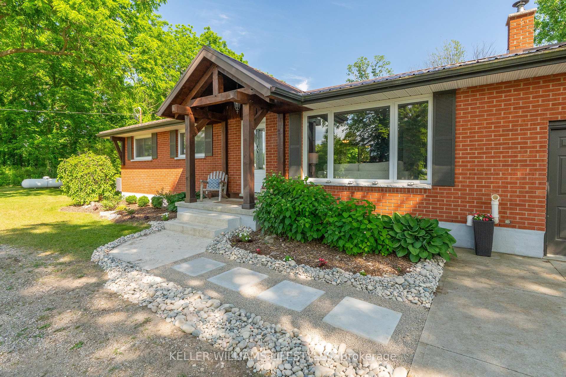 Photo 6 of 6837 Glendon Drive, Strathroy-Caradoc, Melbourne — HOMEH