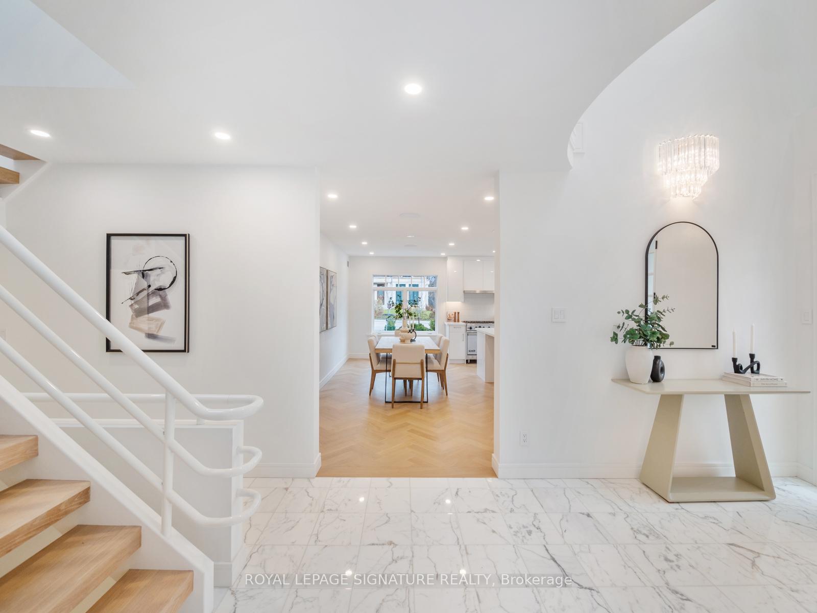 Photo 32 of 61 Bennington Heights Drive, Toronto, Leaside — HOMEH