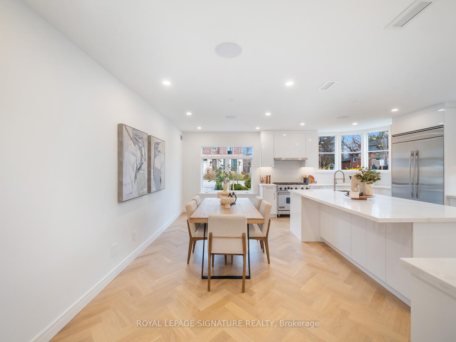 Photo 7 of 61 Bennington Heights Drive, Toronto, Leaside — HOMEH