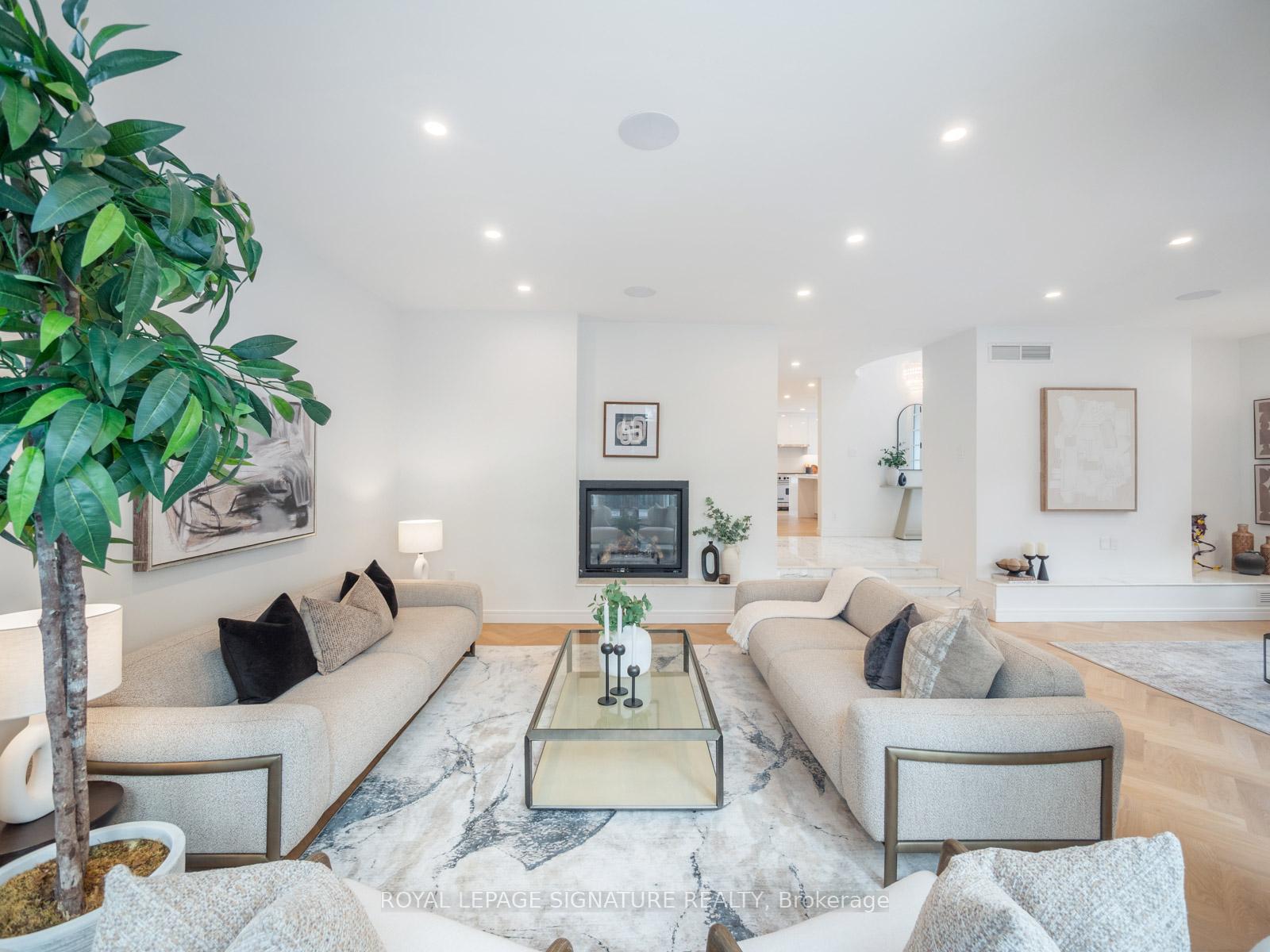 Photo 9 of 61 Bennington Heights Drive, Toronto, Leaside — HOMEH