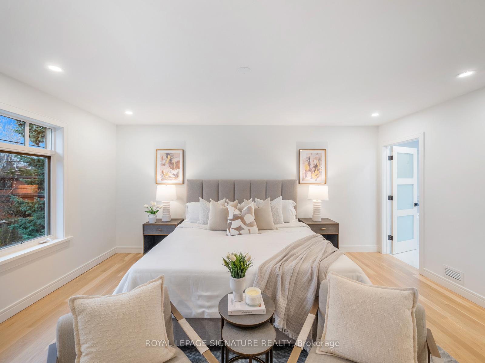 Photo 14 of 61 Bennington Heights Drive, Toronto, Leaside — HOMEH