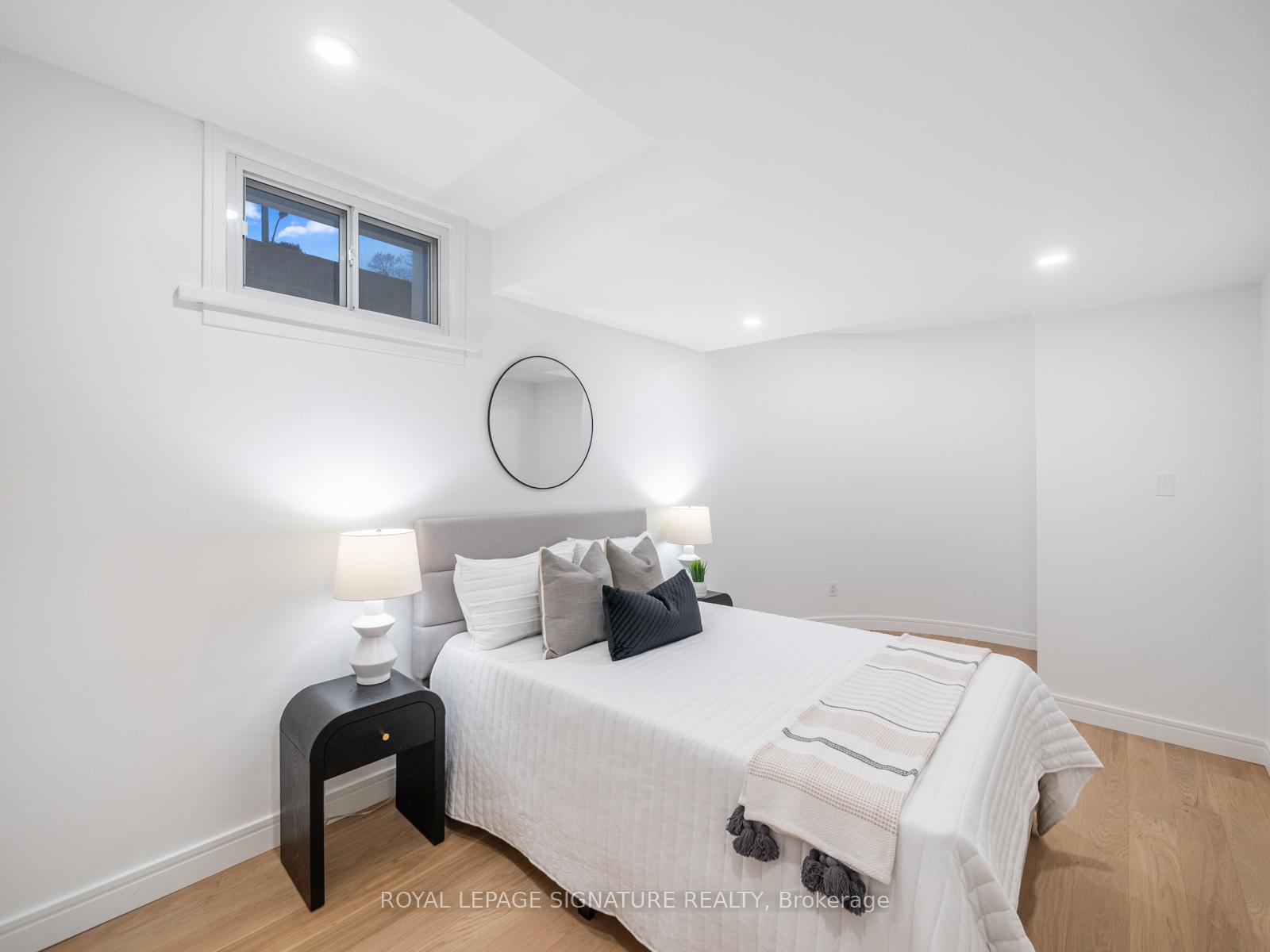 Photo 27 of 61 Bennington Heights Drive, Toronto, Leaside — HOMEH