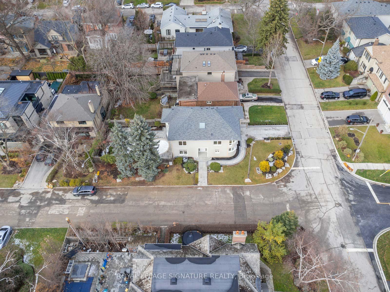 Photo 36 of 61 Bennington Heights Drive, Toronto, Leaside — HOMEH