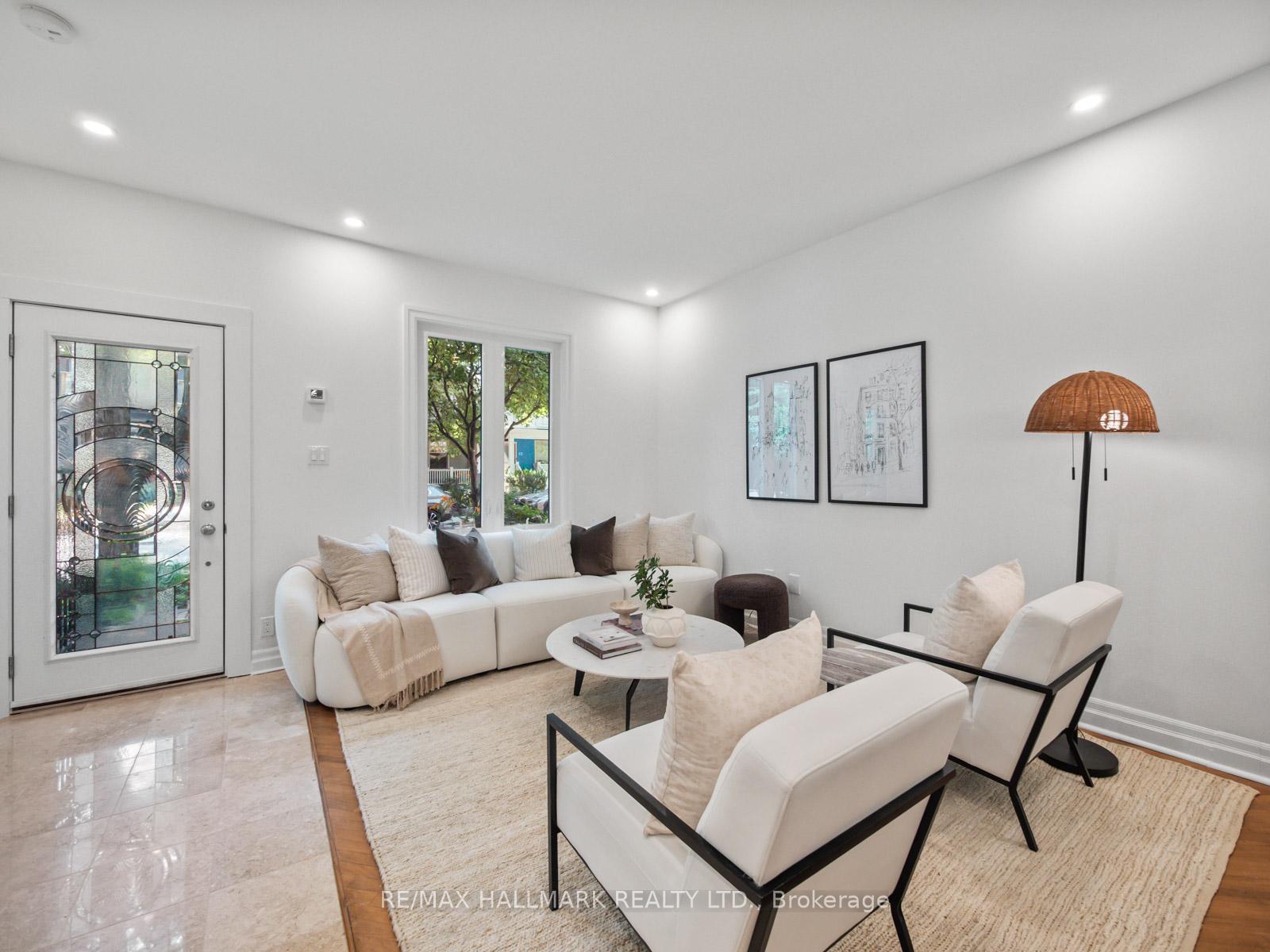 Photo 4 of 92 Wroxeter Avenue, Toronto, Blake-Jones — HOMEH