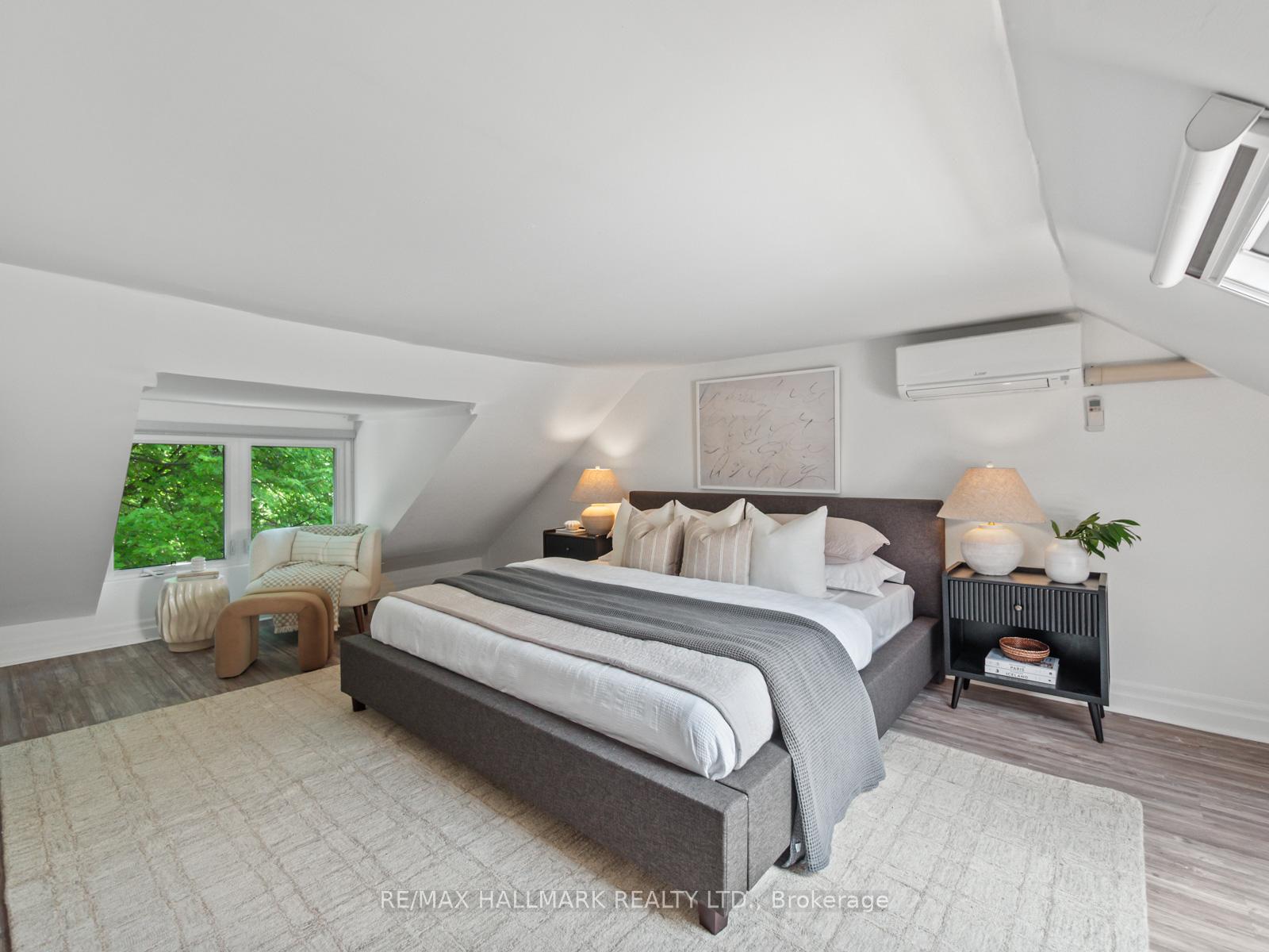 Photo 29 of 92 Wroxeter Avenue, Toronto, Blake-Jones — HOMEH