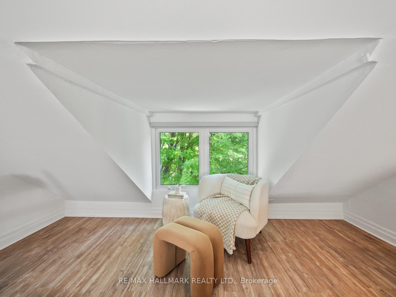 Photo 31 of 92 Wroxeter Avenue, Toronto, Blake-Jones — HOMEH