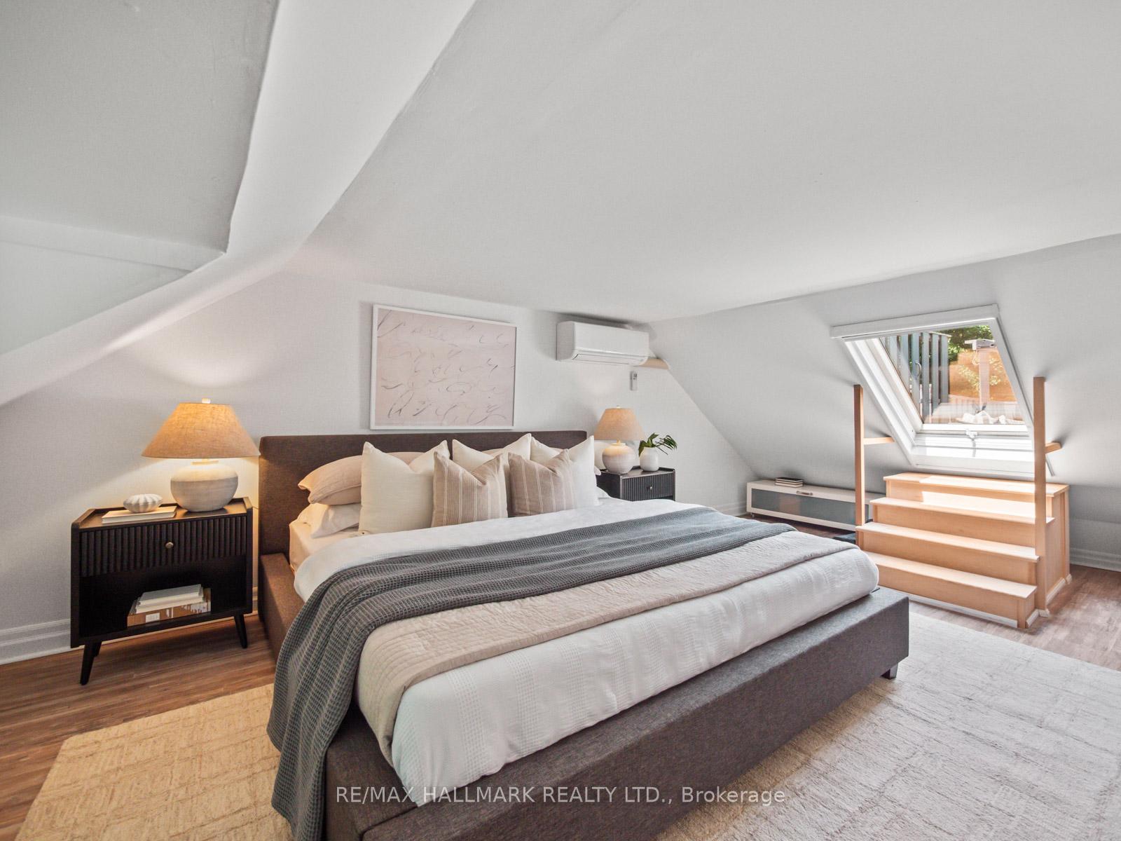 Photo 32 of 92 Wroxeter Avenue, Toronto, Blake-Jones — HOMEH