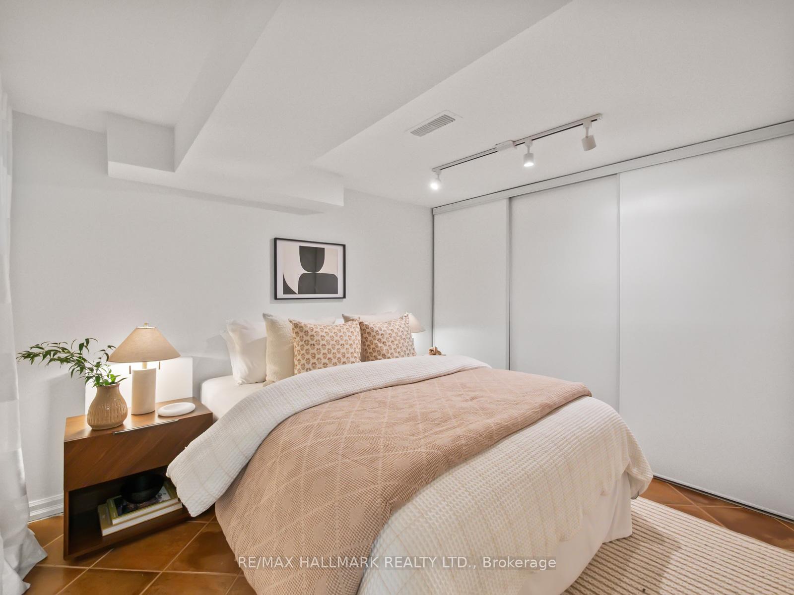 Photo 38 of 92 Wroxeter Avenue, Toronto, Blake-Jones — HOMEH