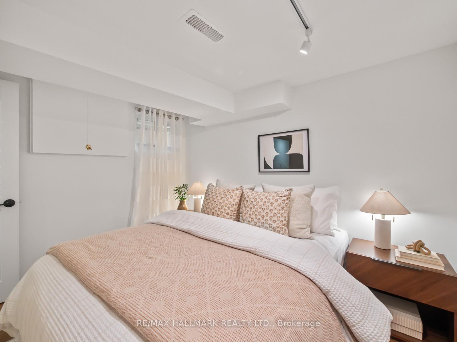 Photo 39 of 92 Wroxeter Avenue, Toronto, Blake-Jones — HOMEH