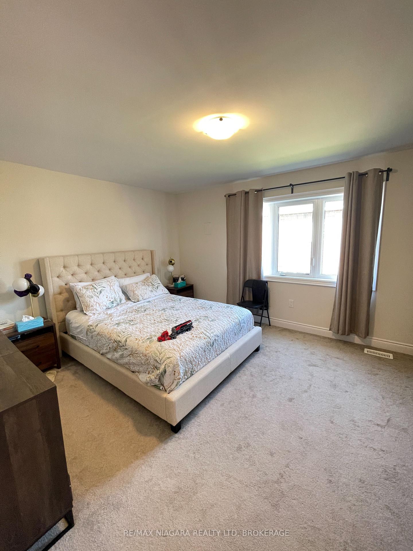 Photo 11 of 19 Legacy Lane, Thorold, Hurricane/Merrittville — HOMEH
