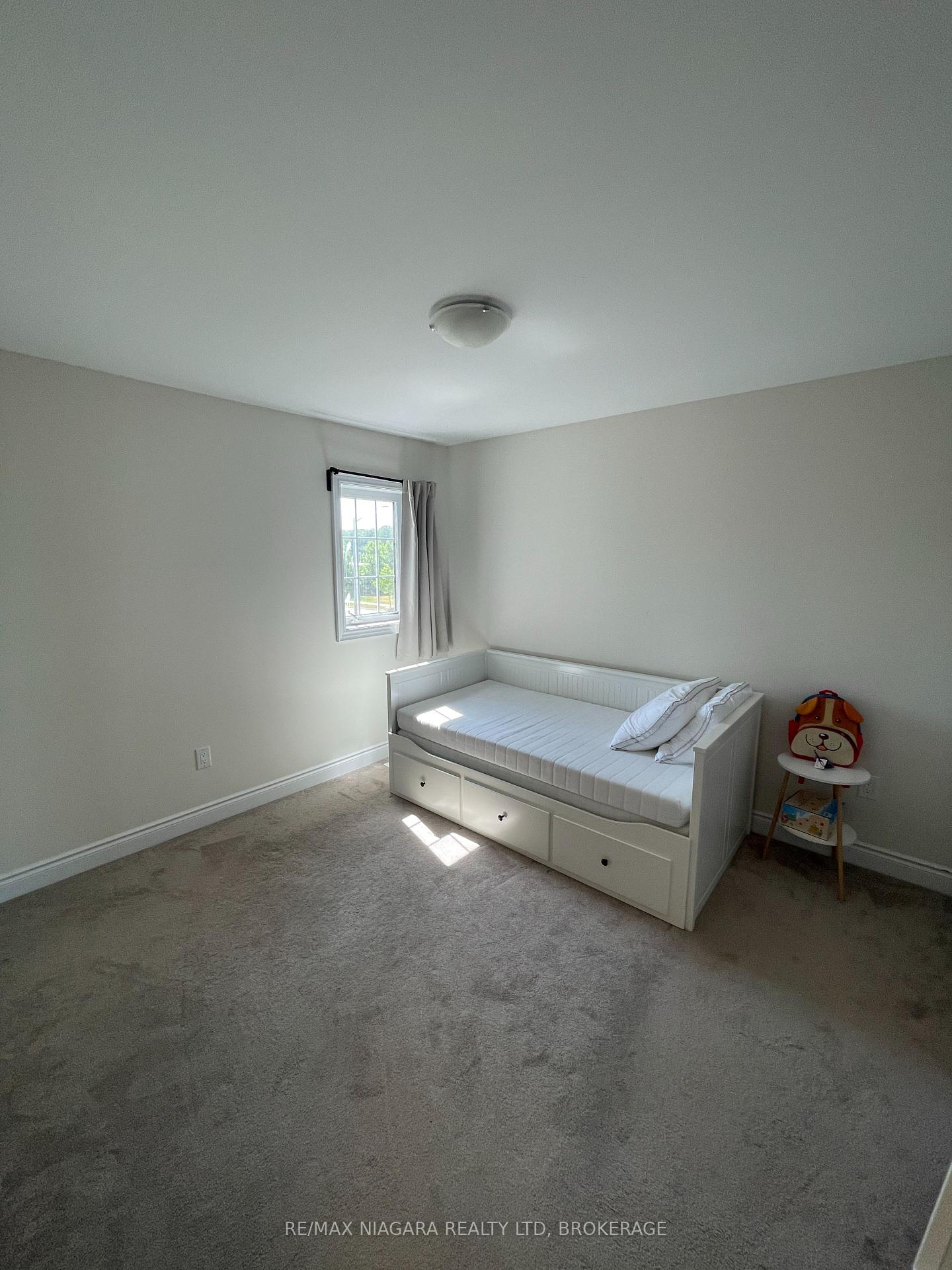 Photo 18 of 19 Legacy Lane, Thorold, Hurricane/Merrittville — HOMEH