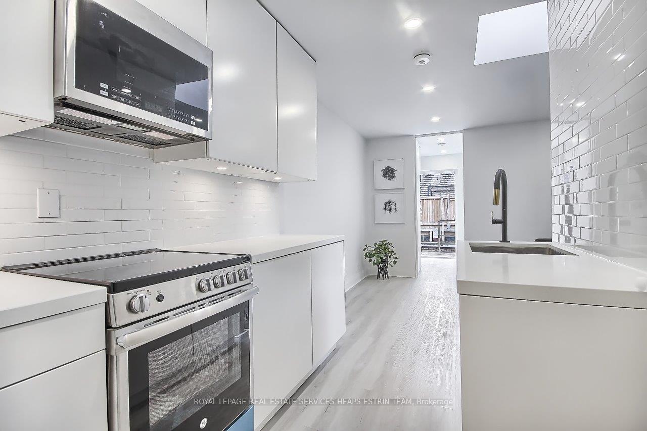 Photo 7 of Unit Second Floor, 415 Dundas Street, Toronto, Moss Park — HOMEH
