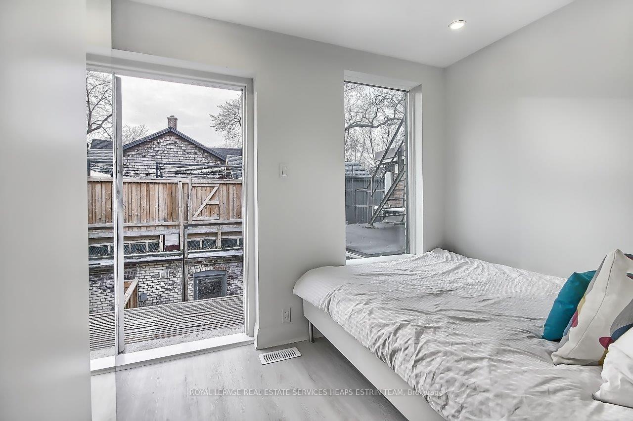 Photo 10 of Unit Second Floor, 415 Dundas Street, Toronto, Moss Park — HOMEH
