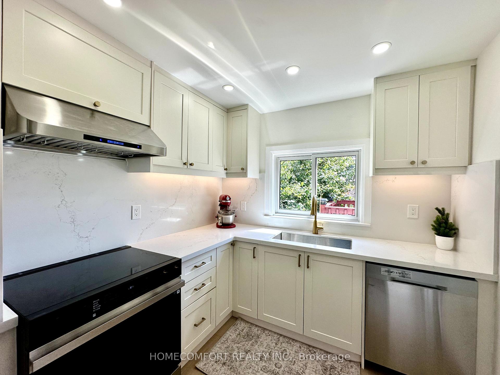 Photo 13 of 253 Fulton Avenue, Toronto, Playter Estates-Danforth — HOMEH