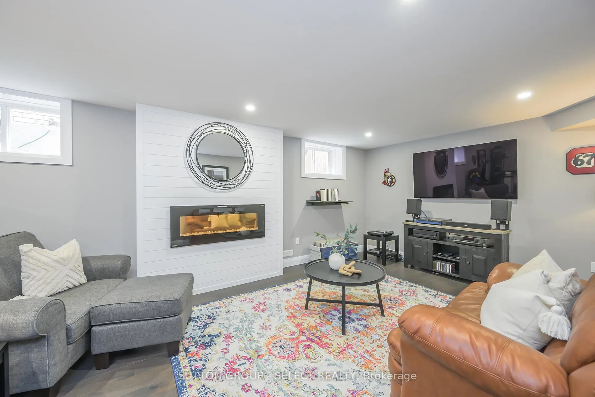 Photo 22 of 697 Barker Street, Strathroy-Caradoc, Mount Brydges — HOMEH