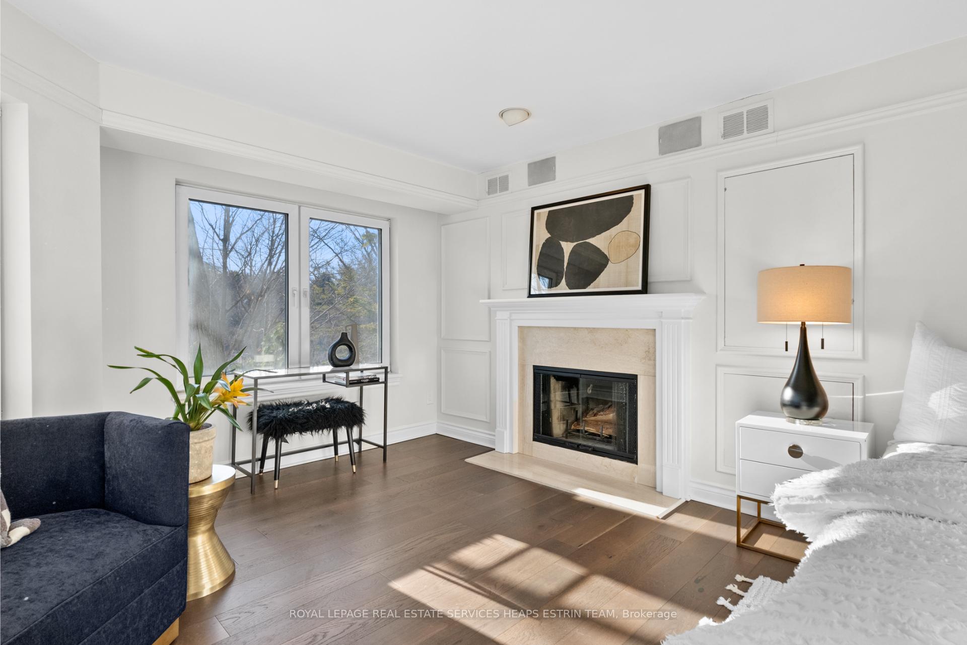 Photo 21 of 30 Bennington Heights Drive, Toronto, Leaside — HOMEH