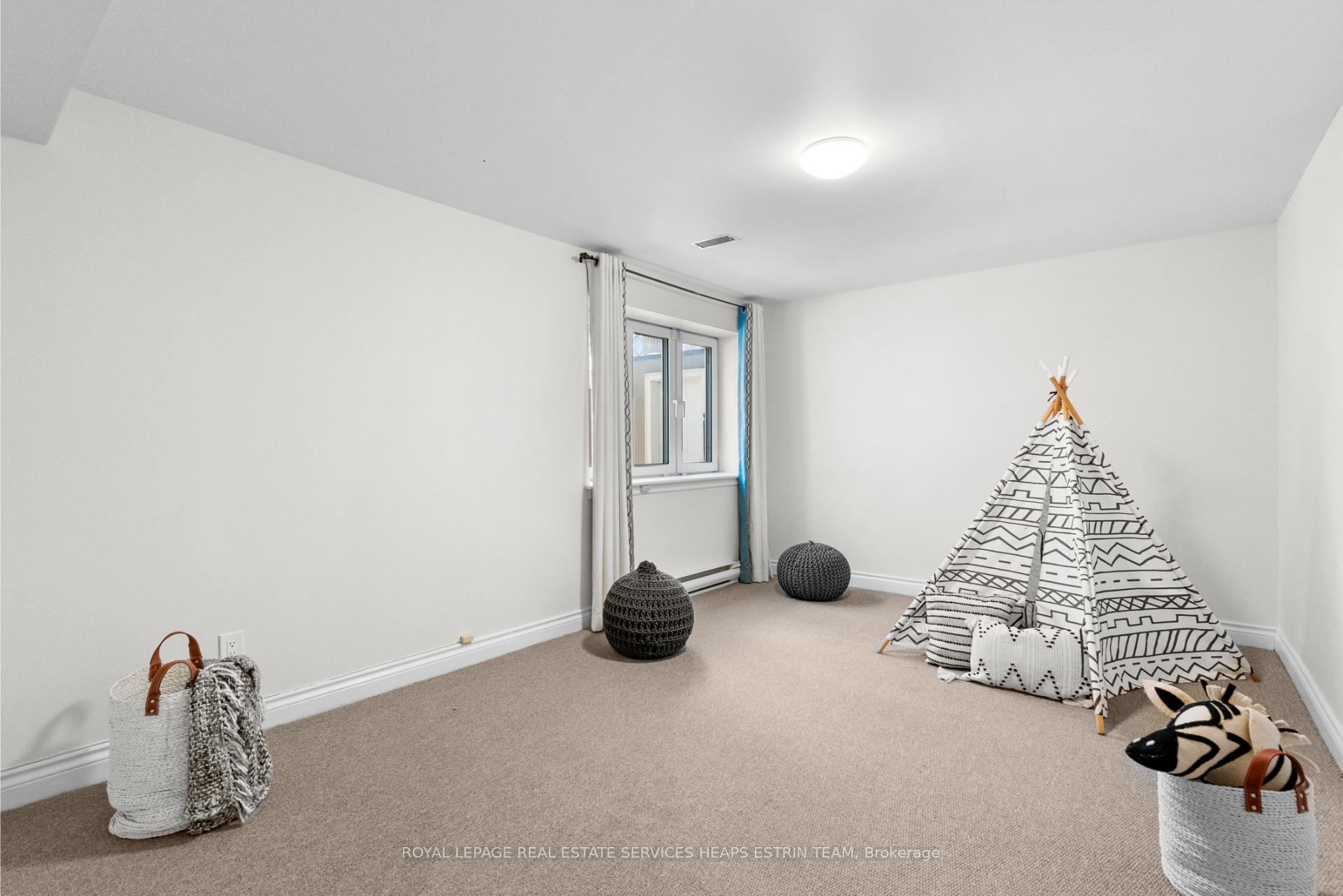 Photo 30 of 30 Bennington Heights Drive, Toronto, Leaside — HOMEH