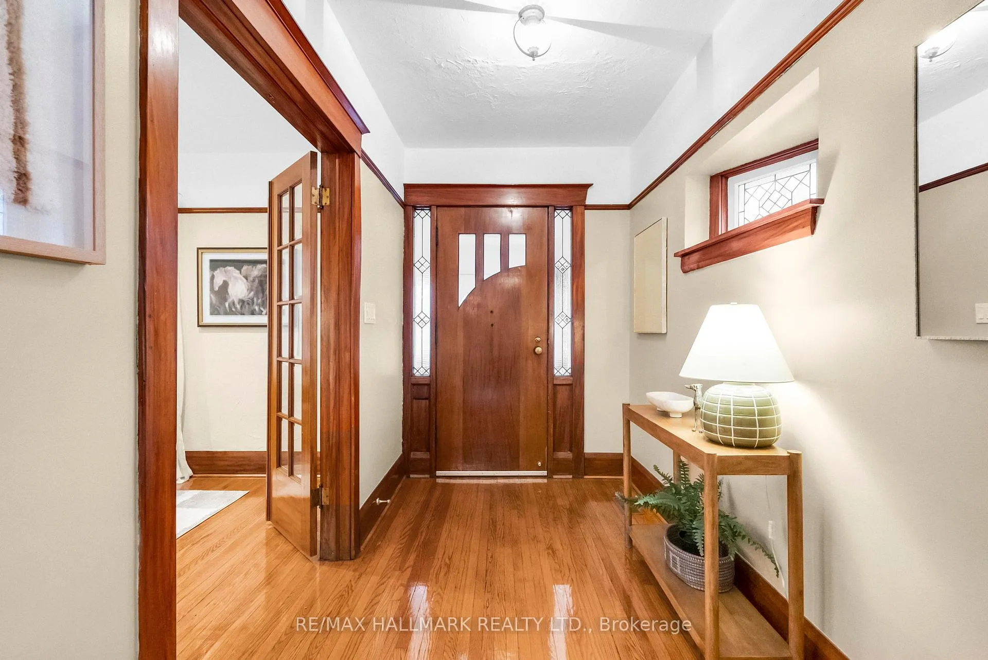 Photo 4 of 2099 Gerrard Street E, Toronto, East End-Danforth — HOMEH