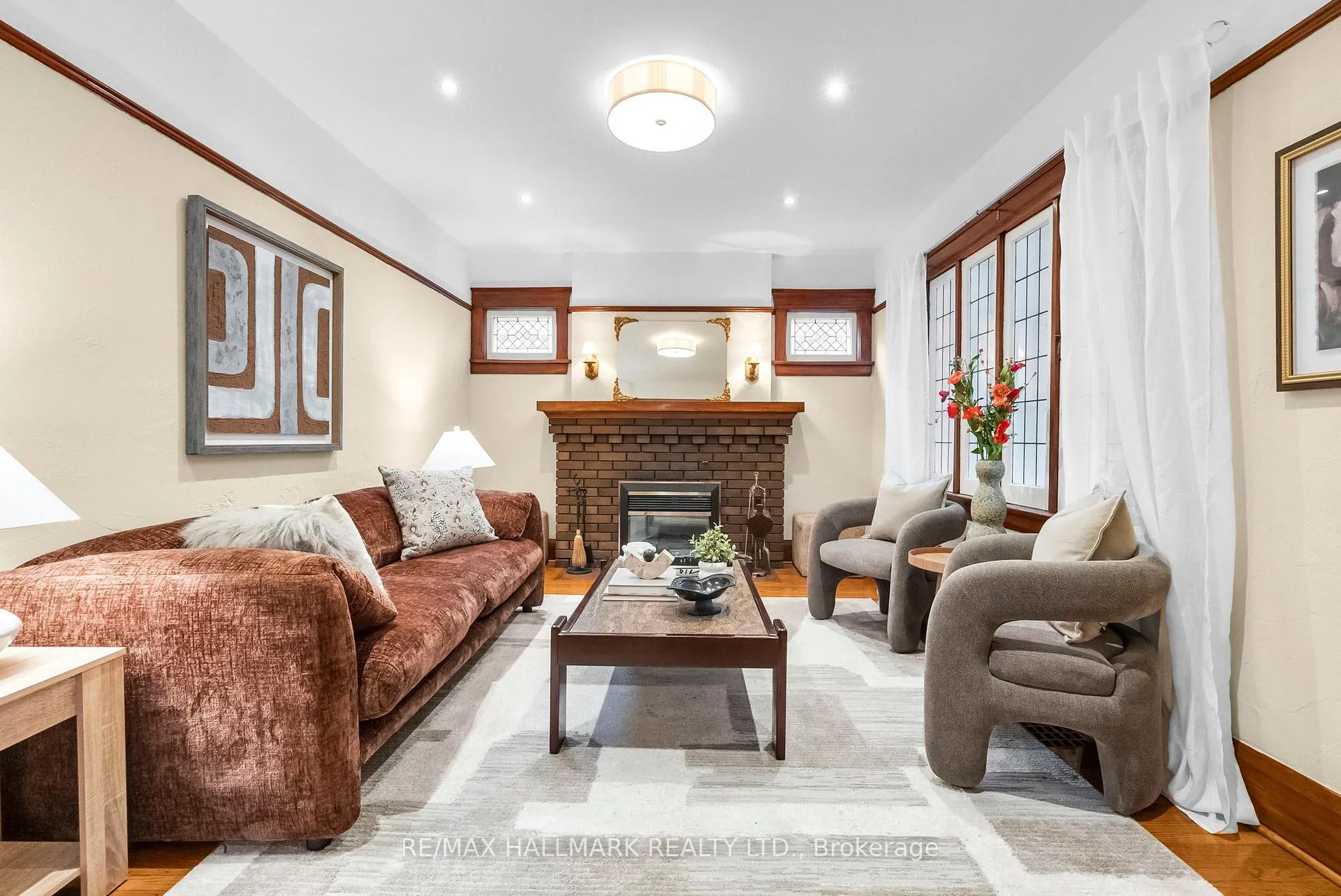Photo 6 of 2099 Gerrard Street E, Toronto, East End-Danforth — HOMEH