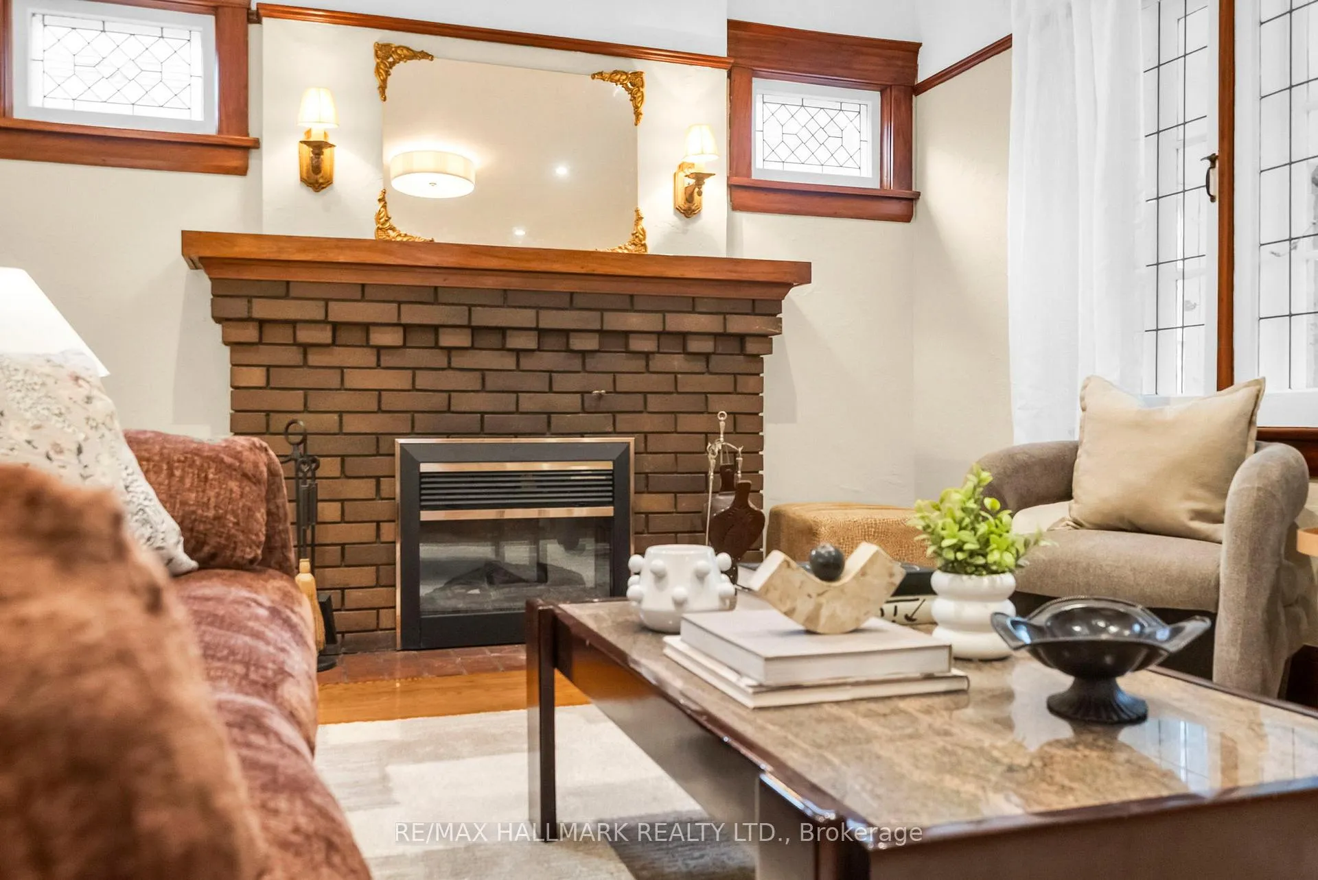 Photo 7 of 2099 Gerrard Street E, Toronto, East End-Danforth — HOMEH