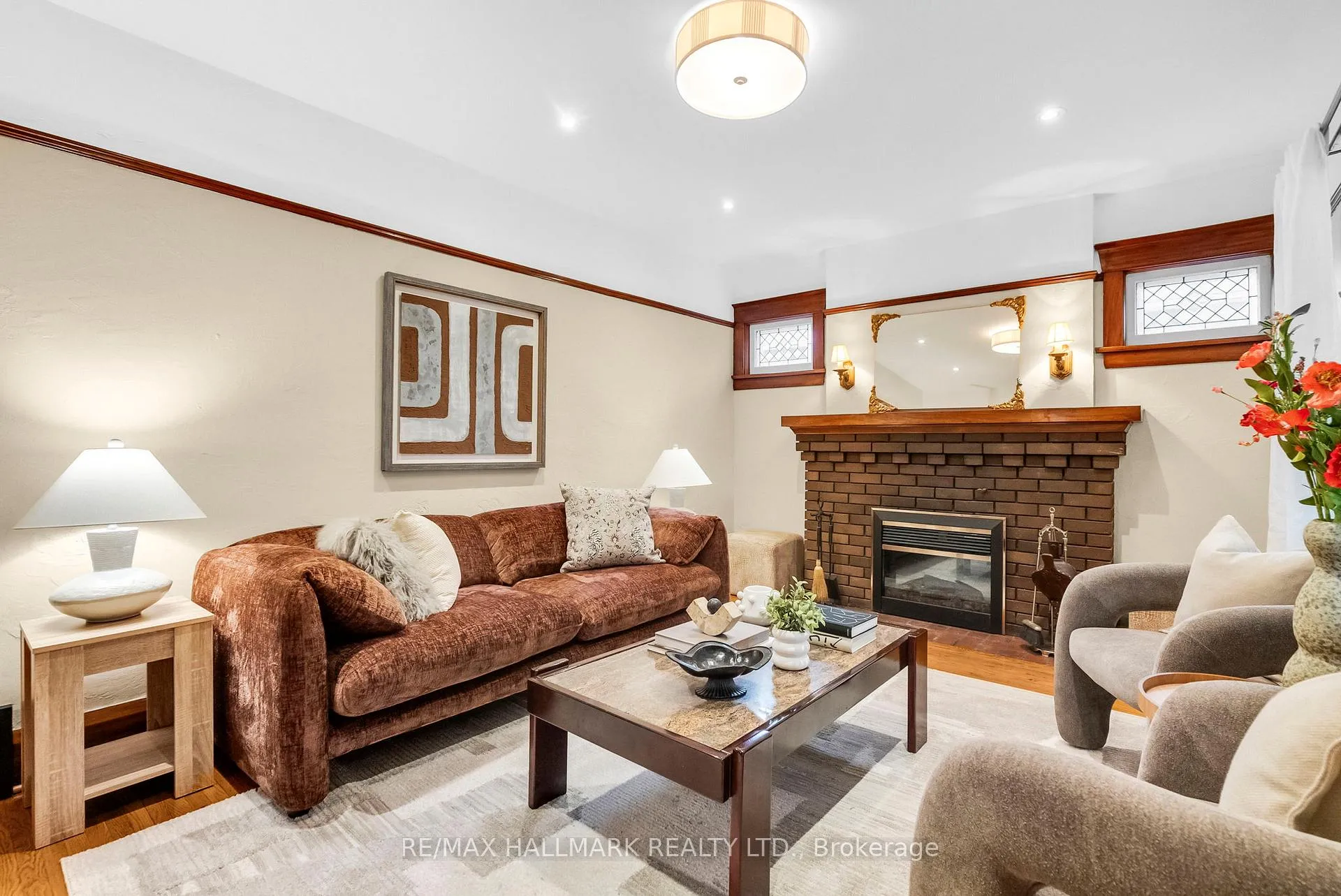 Photo 8 of 2099 Gerrard Street E, Toronto, East End-Danforth — HOMEH