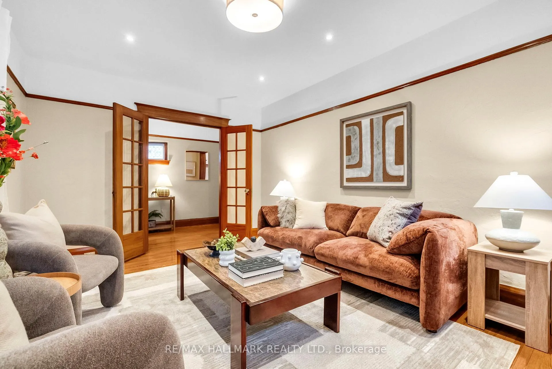 Photo 10 of 2099 Gerrard Street E, Toronto, East End-Danforth — HOMEH