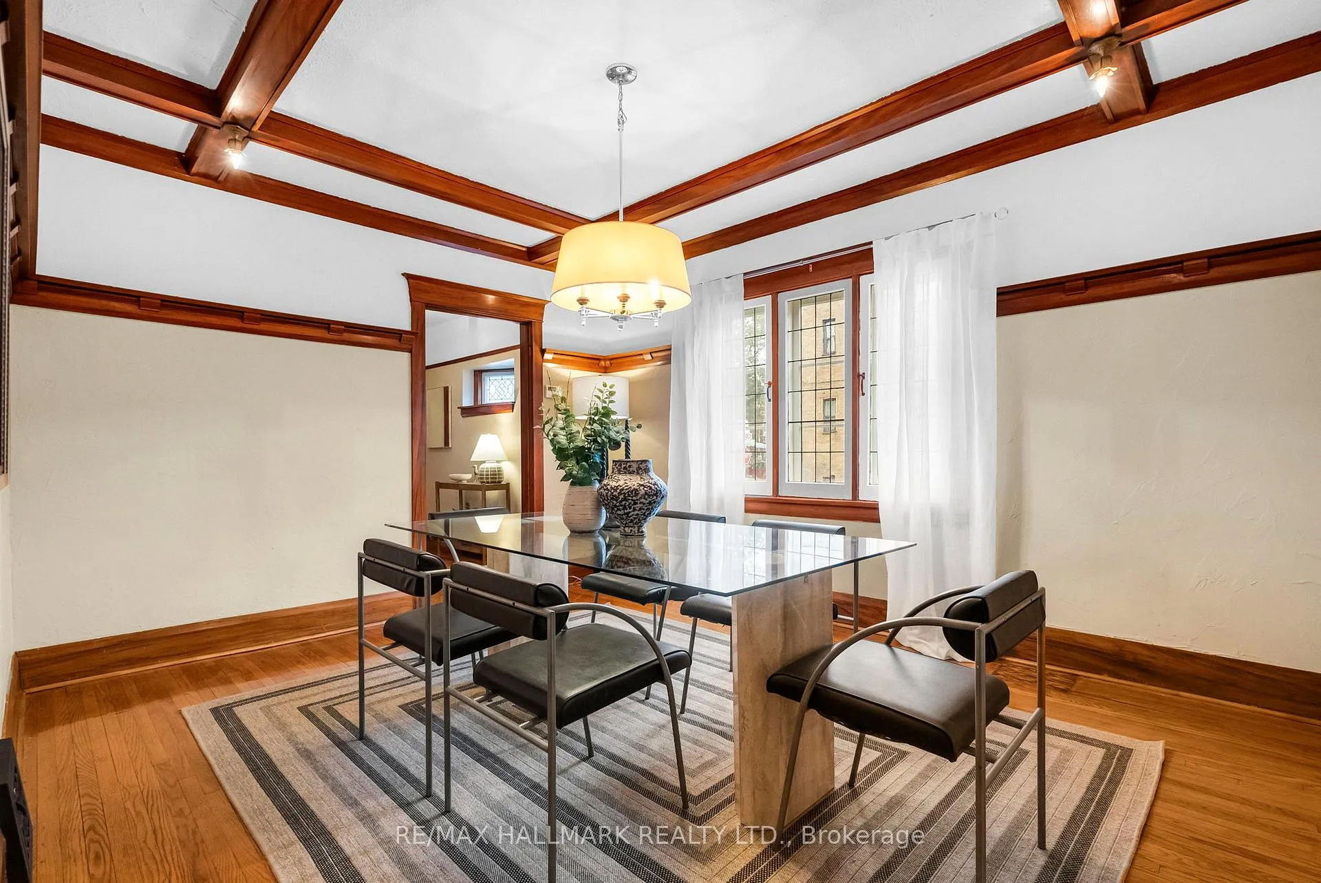 Photo 12 of 2099 Gerrard Street E, Toronto, East End-Danforth — HOMEH