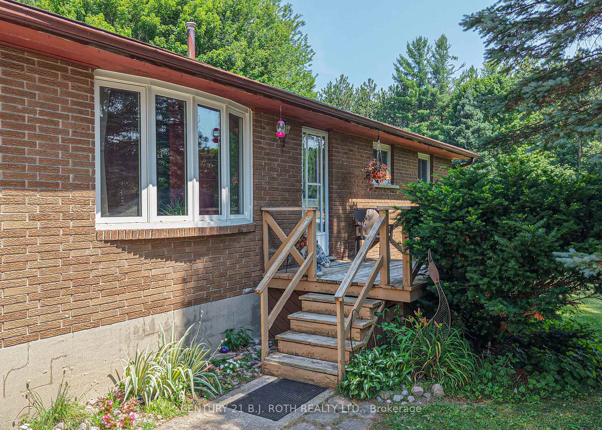 Photo 2 of 6046 Vasey Road, Tay, Waverley — HOMEH