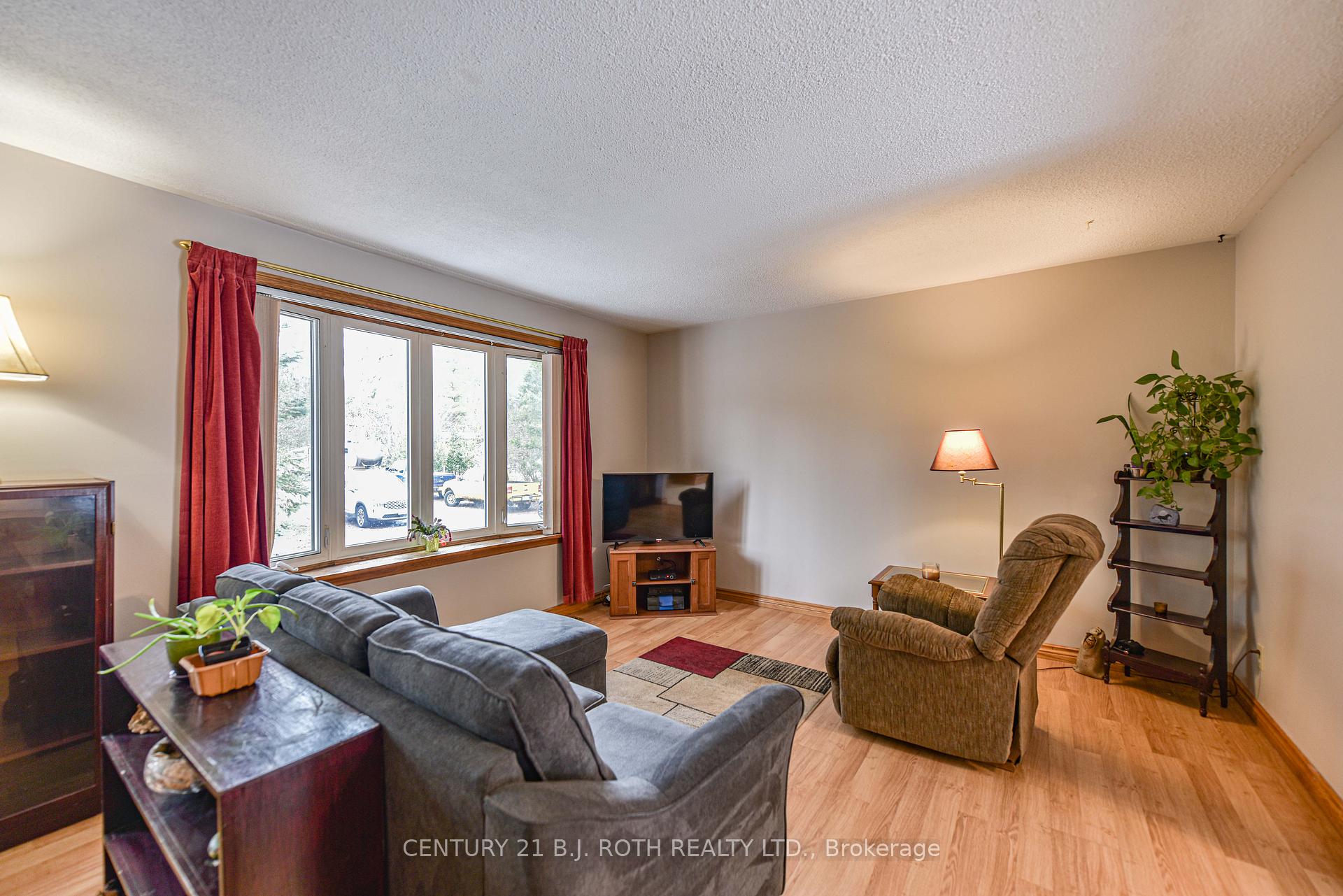 Photo 9 of 6046 Vasey Road, Tay, Waverley — HOMEH