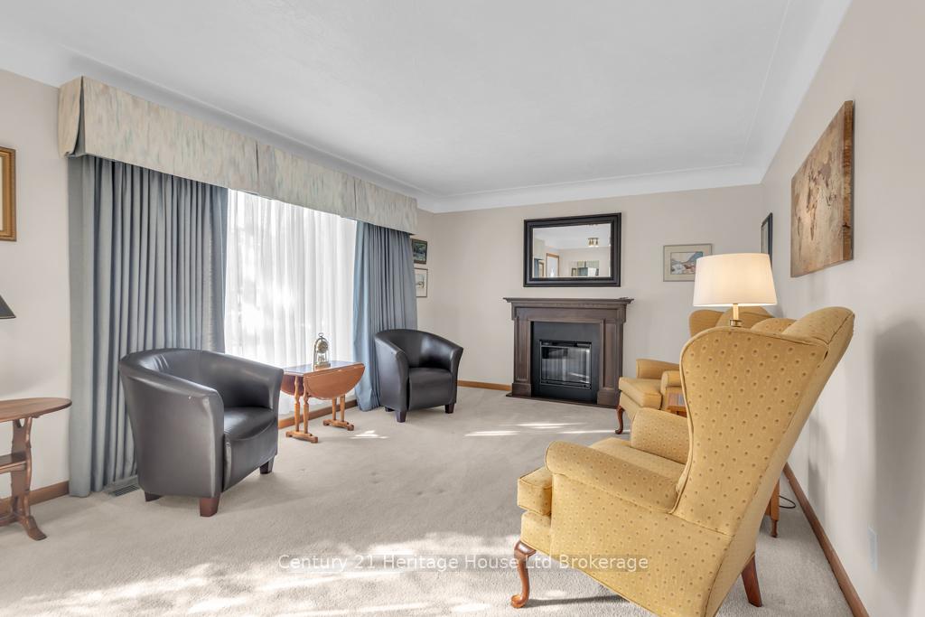 Photo 6 of 12 Camdon Court, Tillsonburg — HOMEH