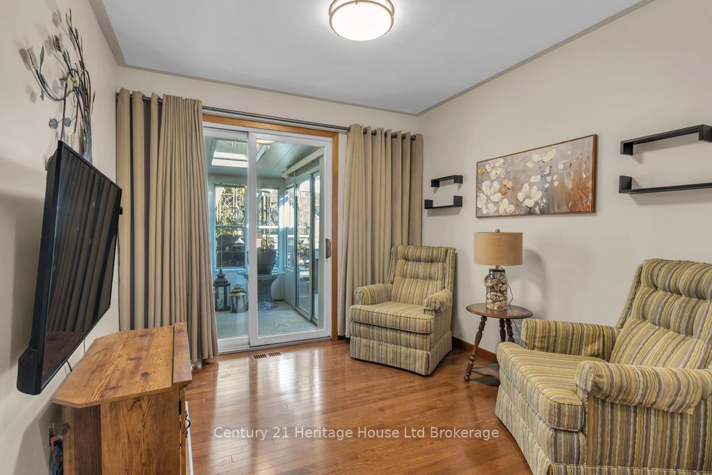 Photo 11 of 12 Camdon Court, Tillsonburg — HOMEH