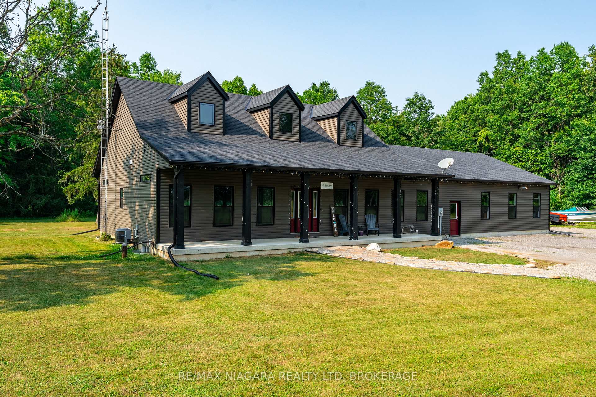 Photo 2 of 1892 Turner Road, Thorold, Hurricane/Merrittville — HOMEH