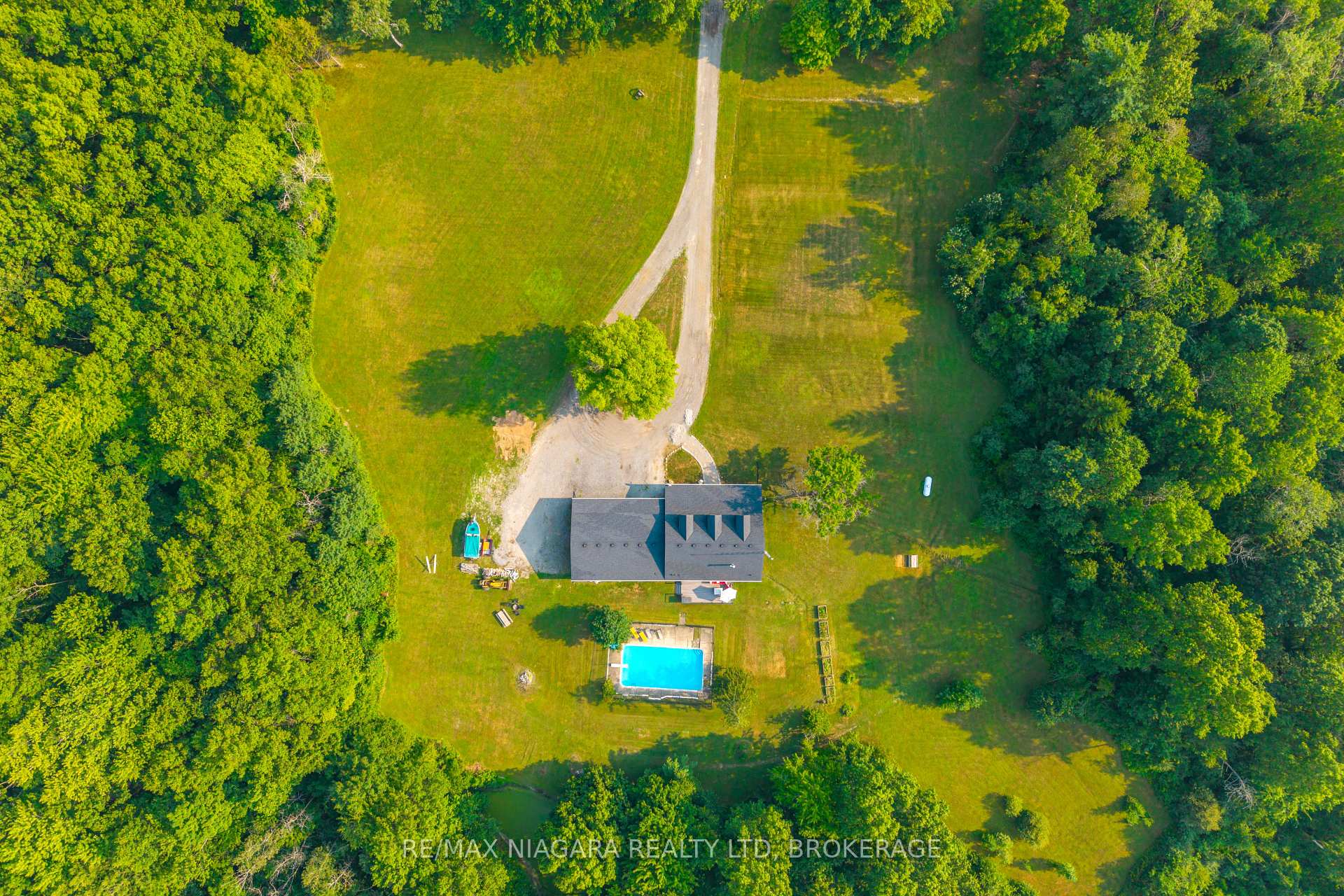Photo 36 of 1892 Turner Road, Thorold, Hurricane/Merrittville — HOMEH