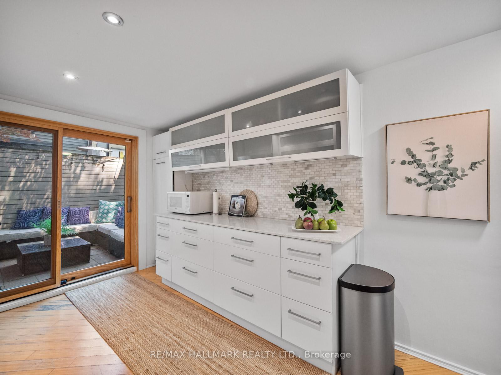 Photo 12 of 69 De Grassi Street, Toronto, South Riverdale — HOMEH