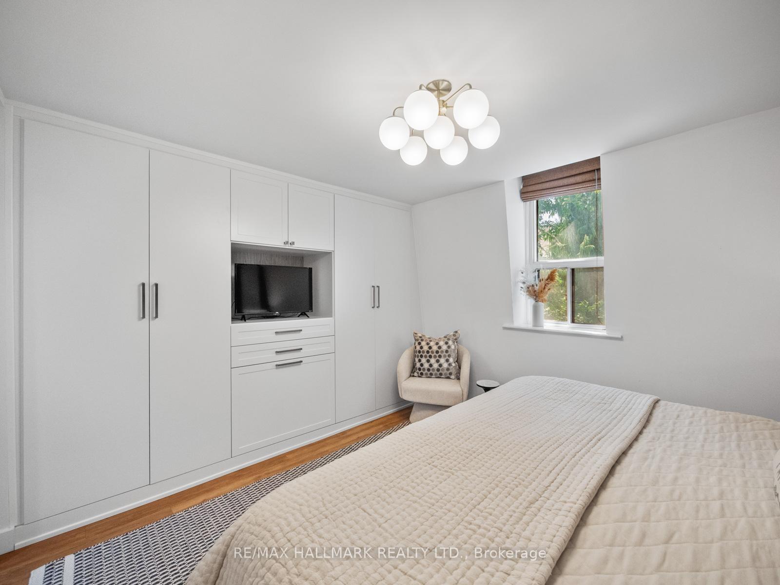 Photo 17 of 69 De Grassi Street, Toronto, South Riverdale — HOMEH