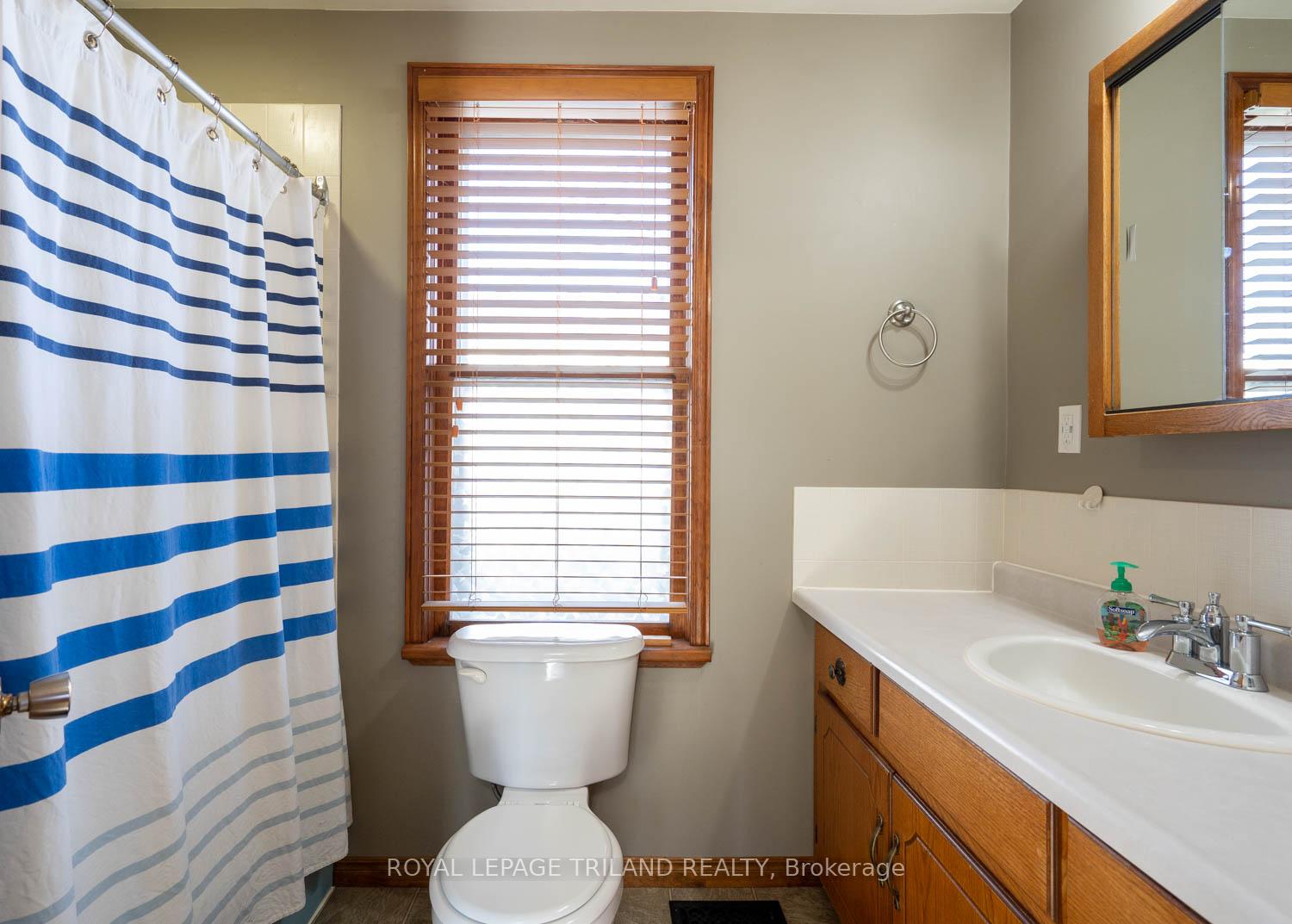 Photo 12 of 173 Centre Street E, Strathroy-Caradoc, NE — HOMEH