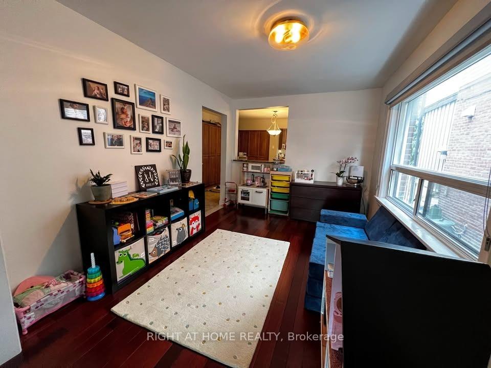 Photo 2 of 270 Glebeholme Boulevard, Toronto, Danforth — HOMEH