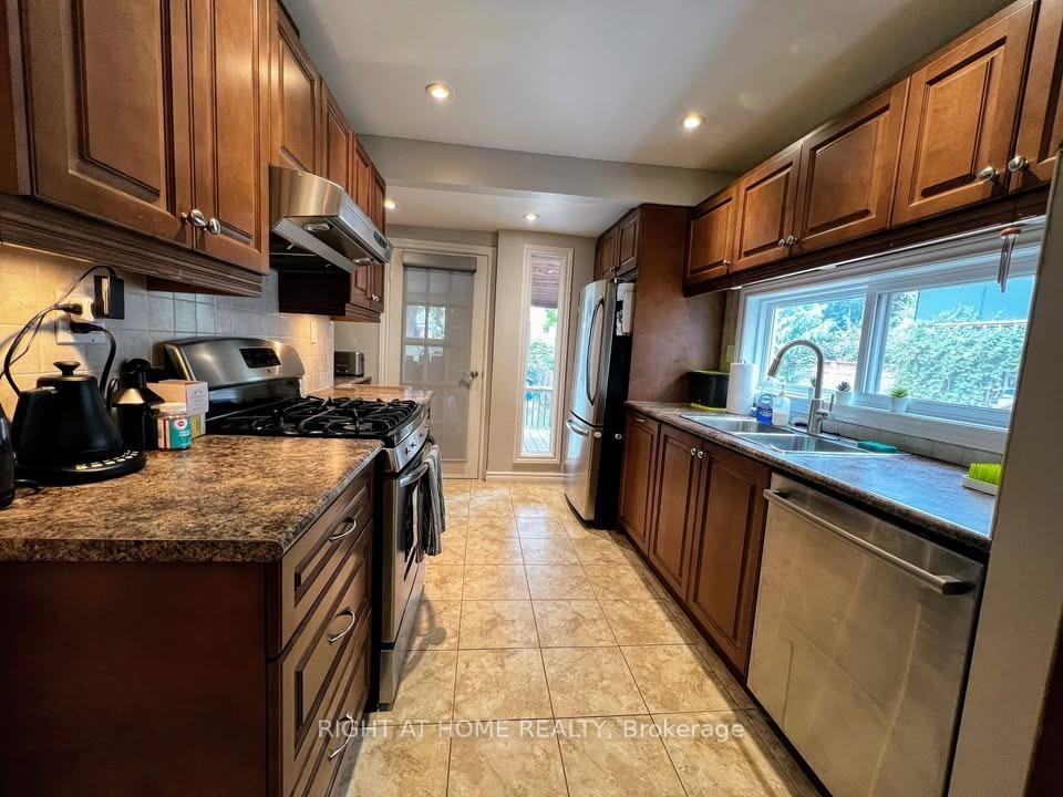 Photo 5 of 270 Glebeholme Boulevard, Toronto, Danforth — HOMEH
