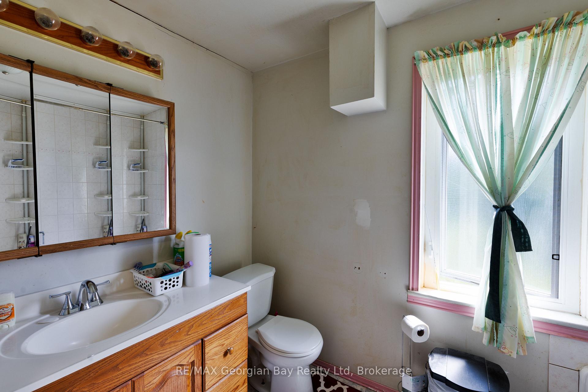 Photo 13 of 461 William Street, Tay, Victoria Harbour — HOMEH