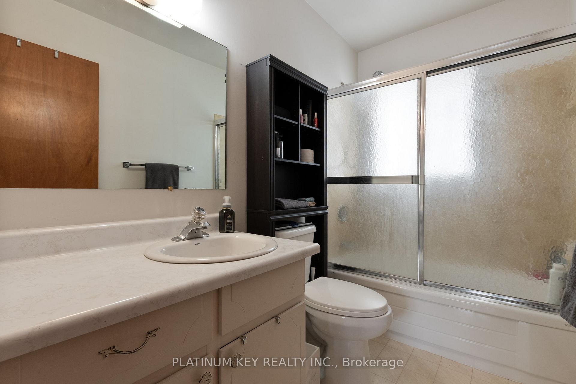 Photo 15 of 108 Mckellar Street, Strathroy-Caradoc, SW — HOMEH