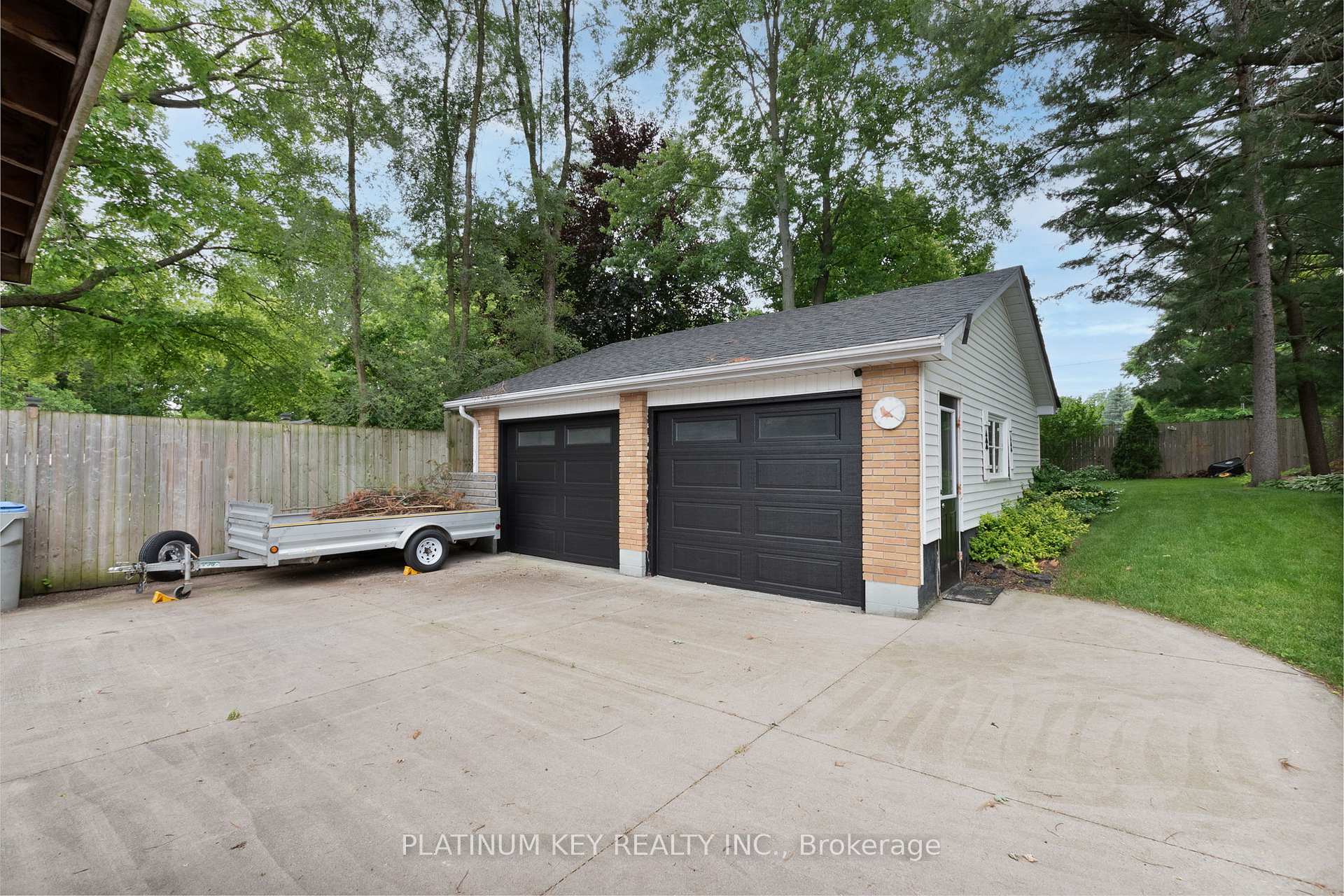 Photo 26 of 108 Mckellar Street, Strathroy-Caradoc, SW — HOMEH