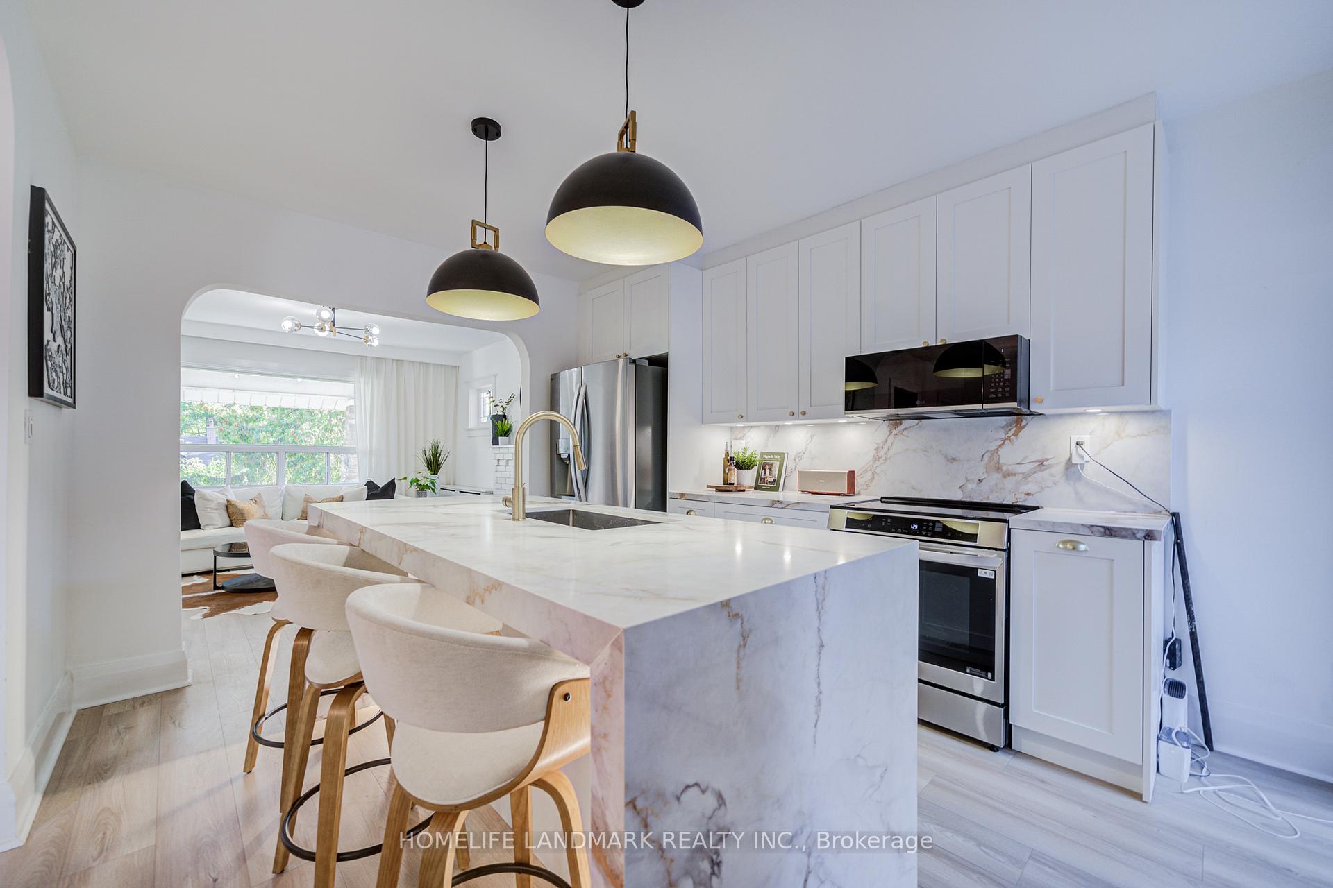 Photo 14 of 5 Beachview Crescent, Toronto, East End-Danforth — HOMEH