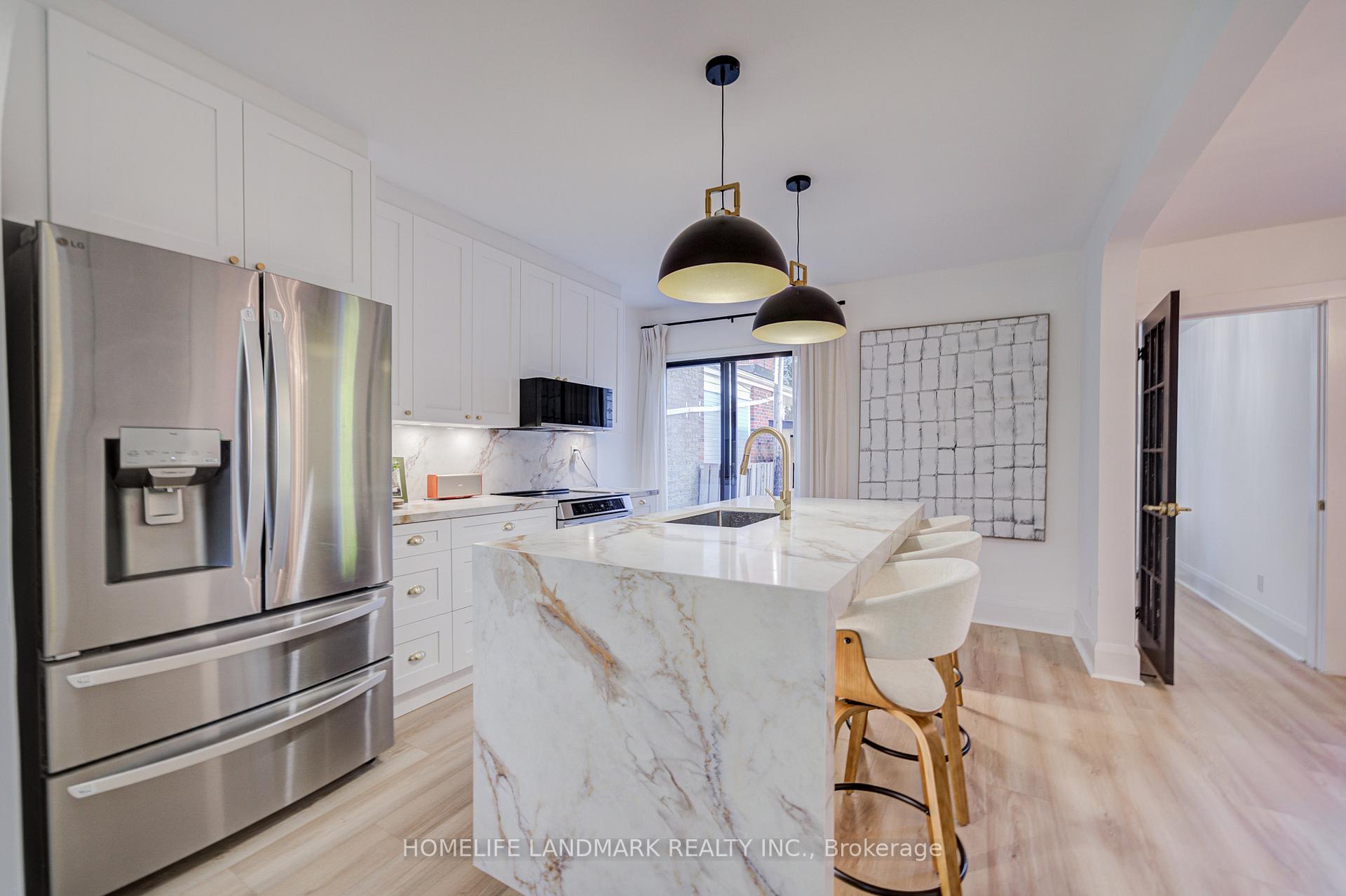 Photo 15 of 5 Beachview Crescent, Toronto, East End-Danforth — HOMEH