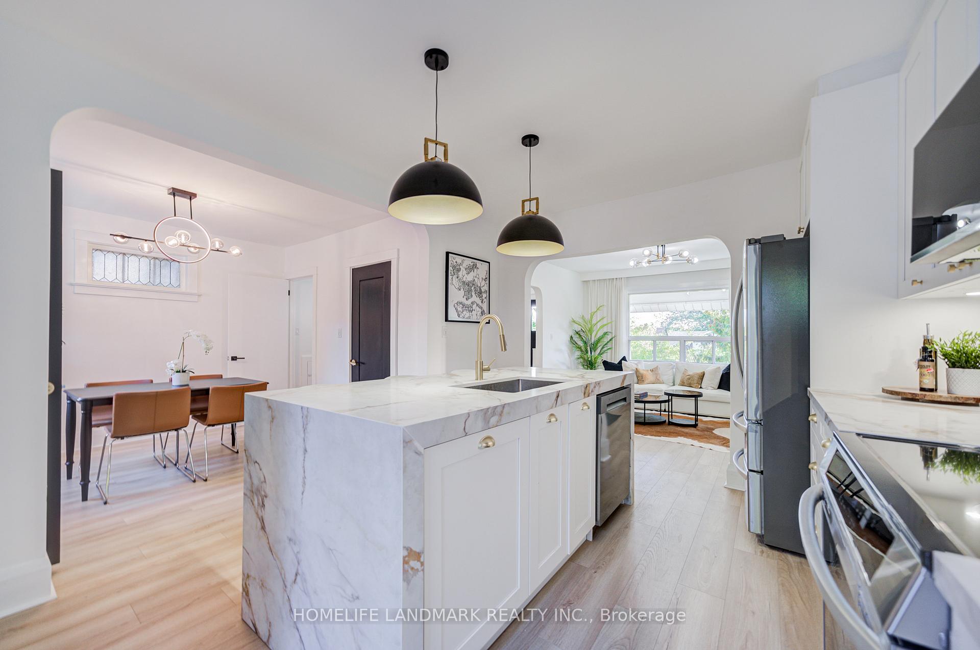Photo 18 of 5 Beachview Crescent, Toronto, East End-Danforth — HOMEH